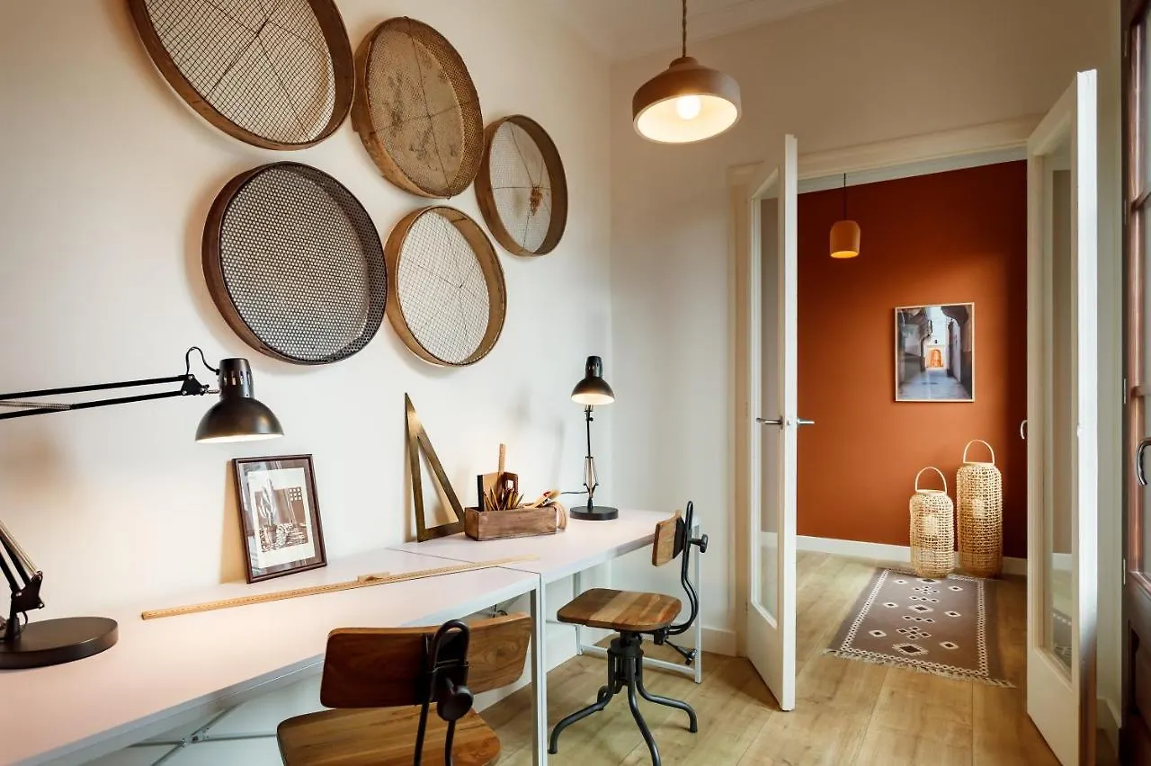Hidalgo - Two Bedroom Apartment In Eixample Barcelona