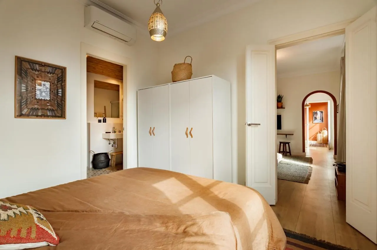 Hidalgo - Two Bedroom Apartment In Eixample Barcelona
