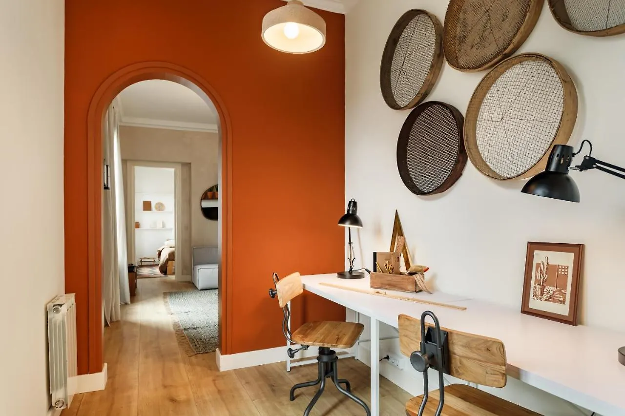 Hidalgo - Two Bedroom Apartment In Eixample Barcelona