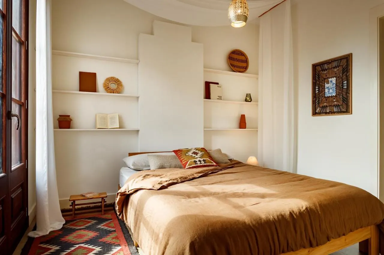 Hidalgo - Two Bedroom Apartment In Eixample Barcelona